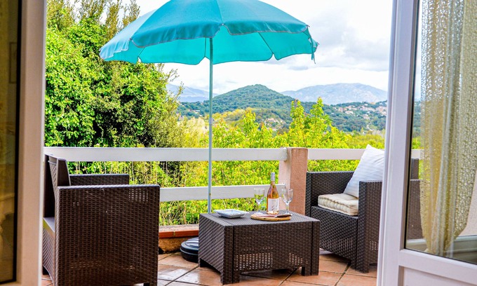 Bastelicaccia Apartment | Josie - Bas de Villa, Clim, Jardins - Porticcio