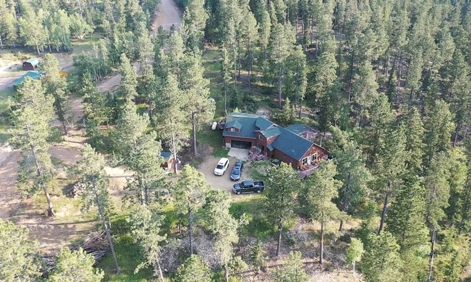 Lead Cabin | JR's Hideaway- Secluded Cabin on 3.5 acres in Northern Black Hills