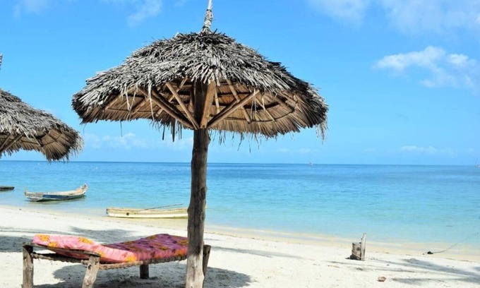 Mafia Island Hotel | Juani Beach Bungalows