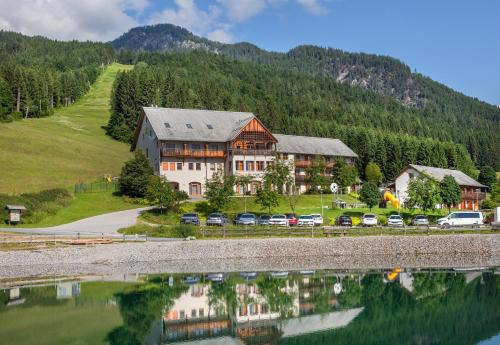 Weissbriach Hotel | JUFA Hotel Gitschtal