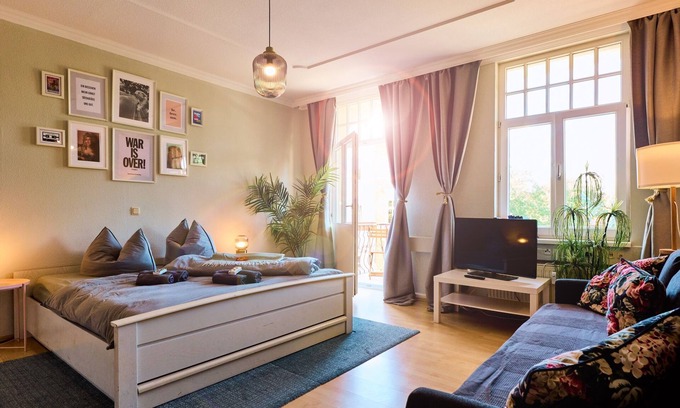 Erfurt Old Town Apartment | ★ Jugendstil Flat with 2 bedroom in the ❤ of Erfurt ★