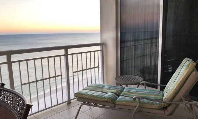 Ono Island Condo | July 20-27 2024. LUXURY CONDO, PRIVATE BALCONY!