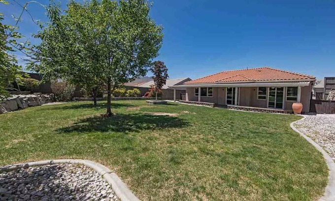 Northeast Reno House | July Discounts! Great Home Near UNR by truvacationrental