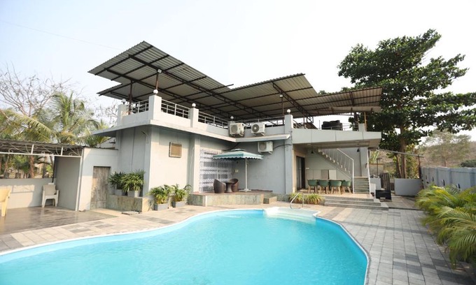 Ambernath House | Jumbo Pool Villa, Ambernath