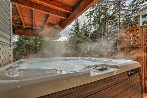 Downtown Juneau Apartment | Juneau Escape - Hiking - 5 min downtown- glaciers