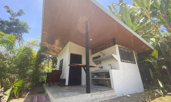 Cocles Apartment | Jungle Casita with A/C and outdoor kitchen