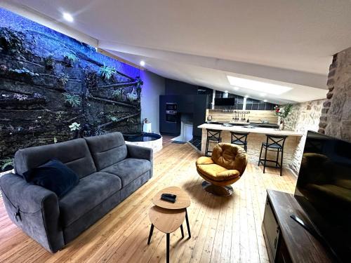 Fumel Apartment | Jungle Gite