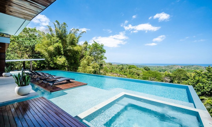 Black Beauty Villa | Jungle Luxury Private Villa with 2 pools + jacuzzi ★★★★★