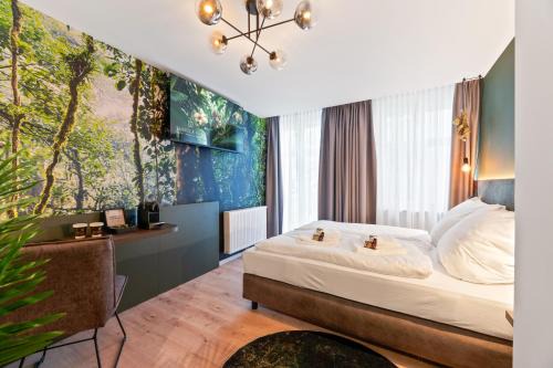 Rathaus Hotel | JUNGLE No5 Boutique Hotel - Stuttgart City-Center