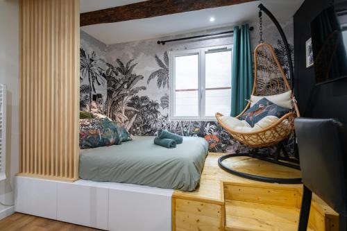 Les Grands Carmes Apartment | Jungle Republic