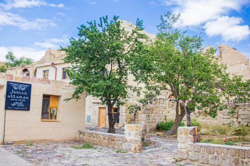 Urgup Bed & Breakfast | Junior Ottoman Cave