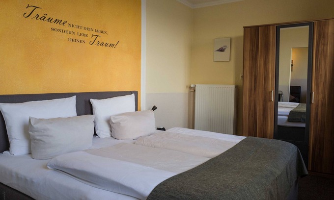 Innenhafen House | Junior-suite - Akzent Strandhotels Wilhelmshaven