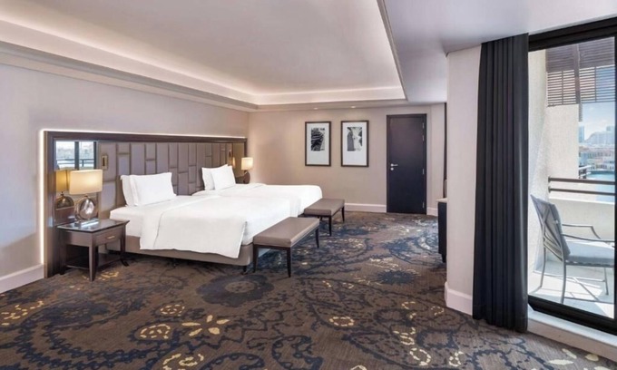 Al Rigga House | Junior Suite Near China Club By Luxury Bookings