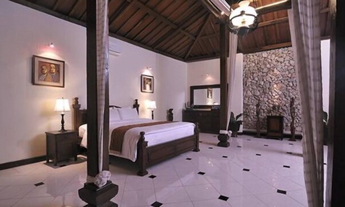 Pakem Villa | Junior Villa traditional Javanese Joglo