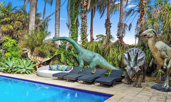 Rye House | Jurassic Park - Stay 3 pay 2 Special Offer!