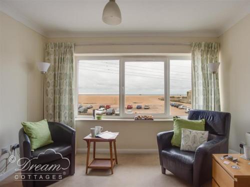 West Bay House | Jurassic View