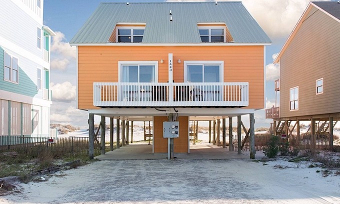Gulf Shores House | Just a Flip Flop Throw from the Water, Beautiful Ocean Front Beach House(Duplex)