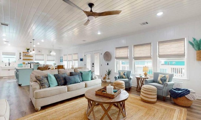 Crystal Beach House | Just Beach It!