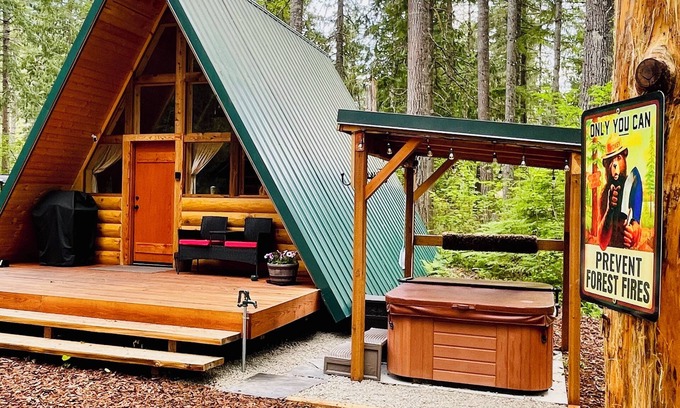 Ashford Cabin | Just-Fir-Two A-Frame, Cozy & Close to Mt Rainier