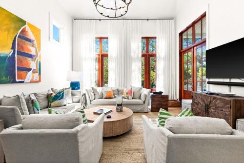 Seaside House | Just for Fun Main and Carriage