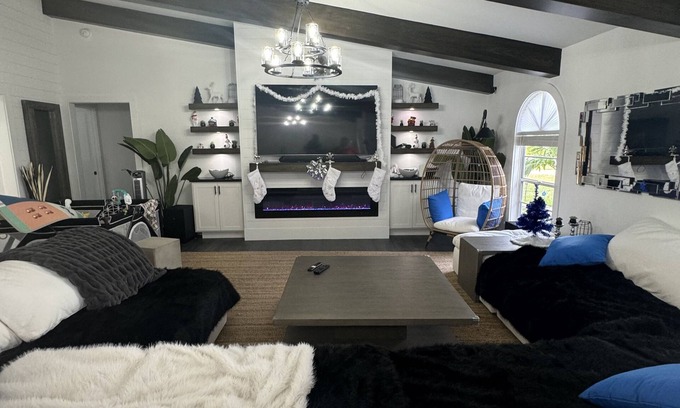 Bonita Shores House | JUST IN TIME FOR SEASON!