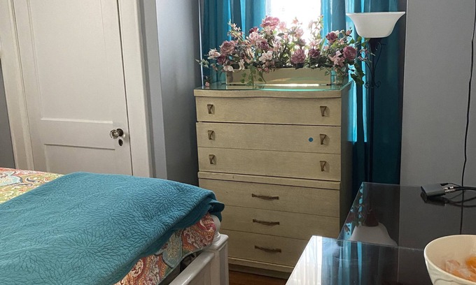Charleston House | Just Like Home 1 bedroom only