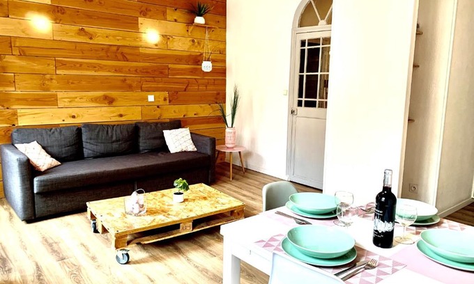 Carcassonne Apartment | Just Like home in Carcassonne