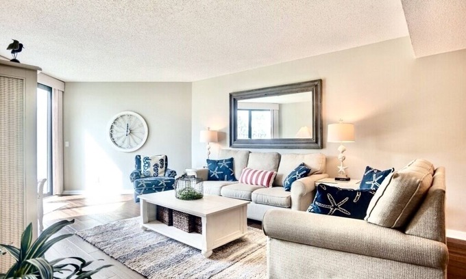 Hilton Head Island Villa | JUST STEPS TO THE POOL/OCEAN - 2 BED/2 BATH GROUND FLOOR OCEANSIDE