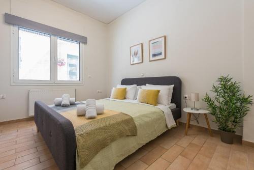 Plaka Apartment | Just Under Acropolis