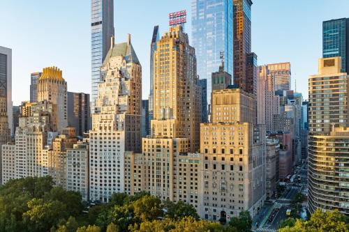 Central Park South Hotel | JW Marriott Essex House New York