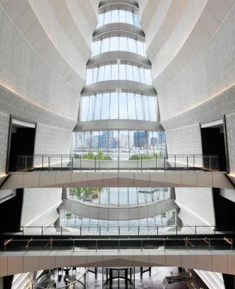 Lujiazui Hotel | JW Marriott Marquis Hotel Shanghai Pudong