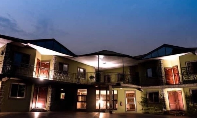 Kyebi Hotel | K archy Lodge