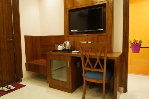 Dera Bassi Hotel | K G Residency