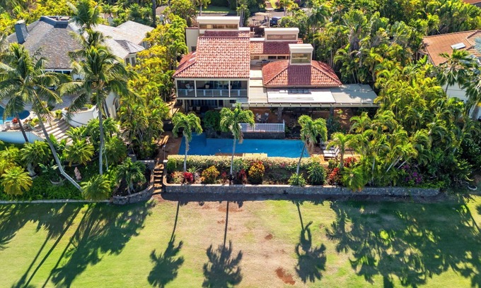 Kaanapali House | Ka’anapali Home with ocean & golf course views
