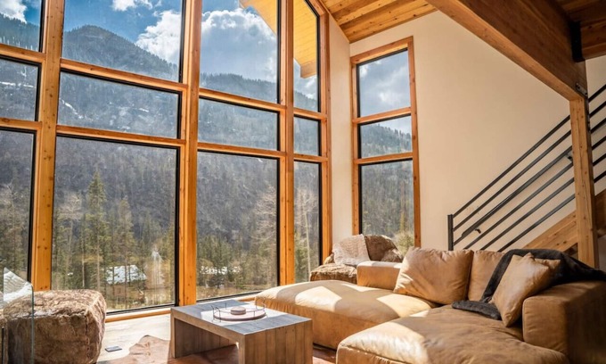 Taos Ski Valley Ski Chalet | Kachina Peak Chalet - Ski Haven in Taos Ski Valley