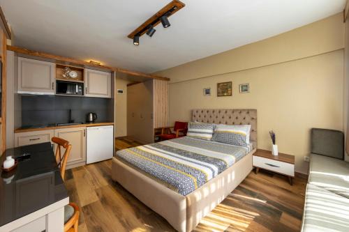 Moda Apartment | Kadıköy Modern Loft & Equipped Stay