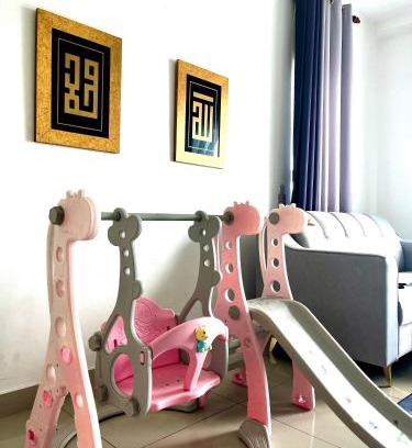 Central Seberang Perai Apartment | KAF Homestay for Musliim only with Pool, 3 Bedroom with Aircond, Smartkey concept, Kids Fun Stay-SlideSwingTrampoline