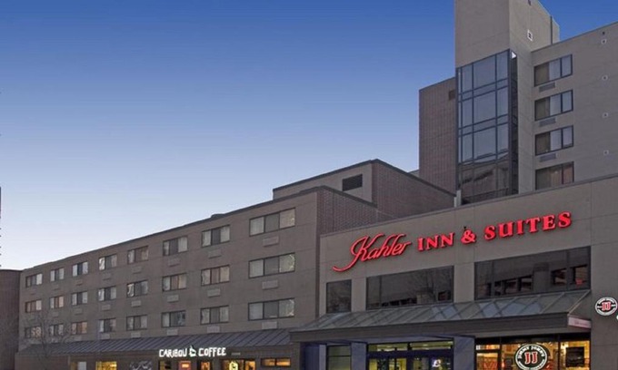 Downtown Hotel | Kahler Inn and Suites