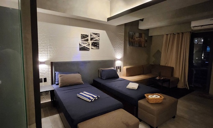 Kaunlaran Condo | KAIBIGAN HOMESTAY- kaibigan means "friend"in Filipino. We'll treat you like one!