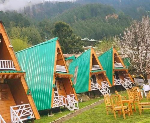 New Manali Resort | Kaira huts