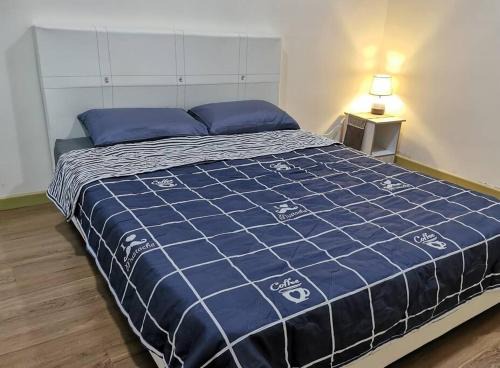 Kajang Apartment | Kajang Town Homestay@ MKH Boulevard NETFLIX & WIFI