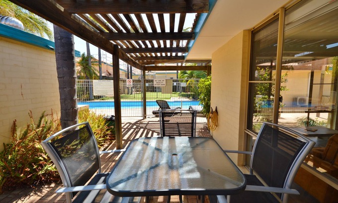 Kalbarri Apartment | Kalbarri Garden Apartment 10 - Kalbarri, WA