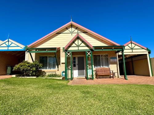 Kalbarri House | Kalbarri Getaway - Kalbarri, WA