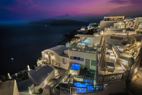 Oia Apartment | Kaleidoscope Cave Houses