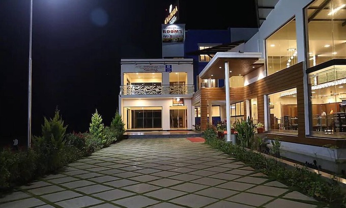 Yadiyur Hotel | Kalinga Tavern Residency