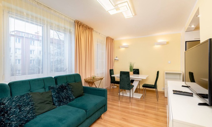 Krakow Apartment | Kalinowe Green Apartment