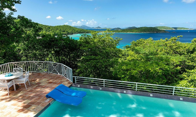Estate Hawksnest Villa | Kallaloo: Walk to Gibney Beach!