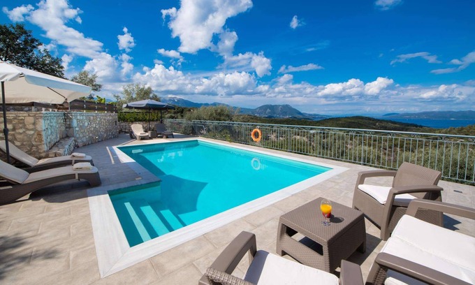 Meganisi Villa | Kallia - Two Bedroom Villa, Sleeps 4