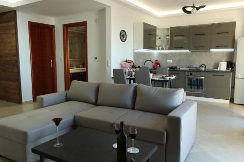 Prasas Apartment | Kallithea View