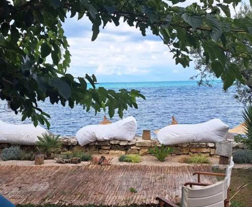 Durres Bed & Breakfast | Kallmi View Eco Rooms